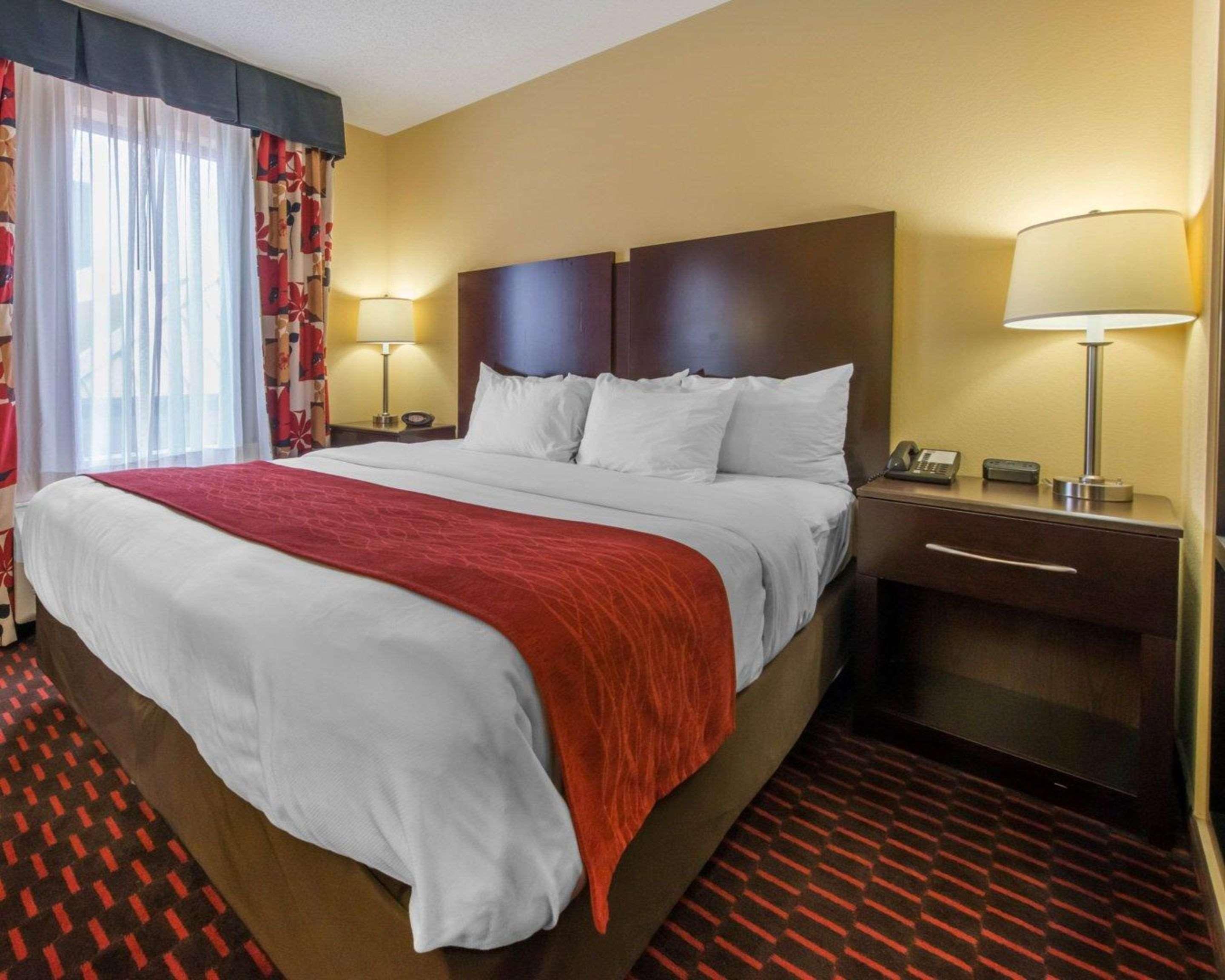 Comfort Suites Altoona Exteriör bild