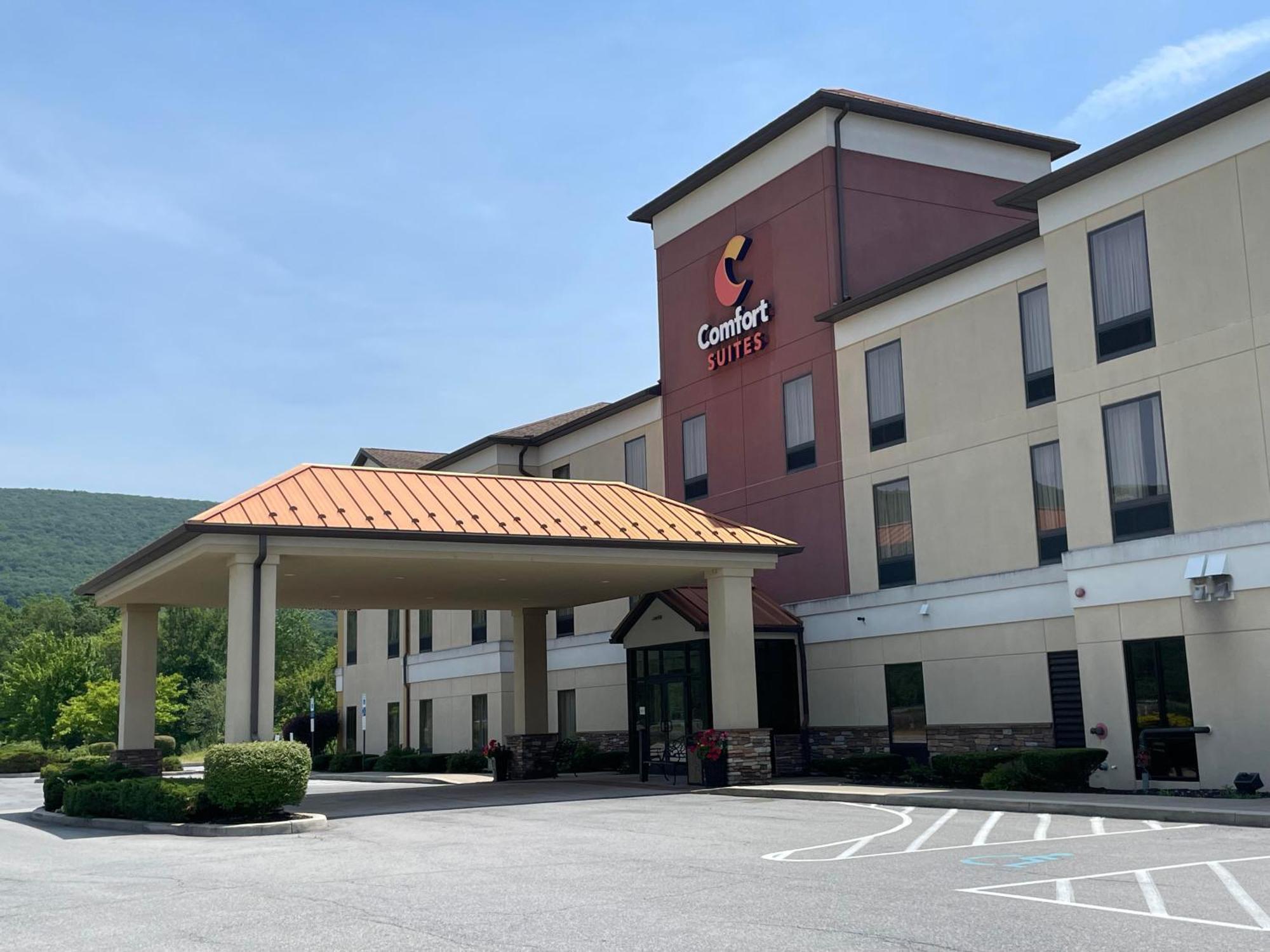 Comfort Suites Altoona Exteriör bild