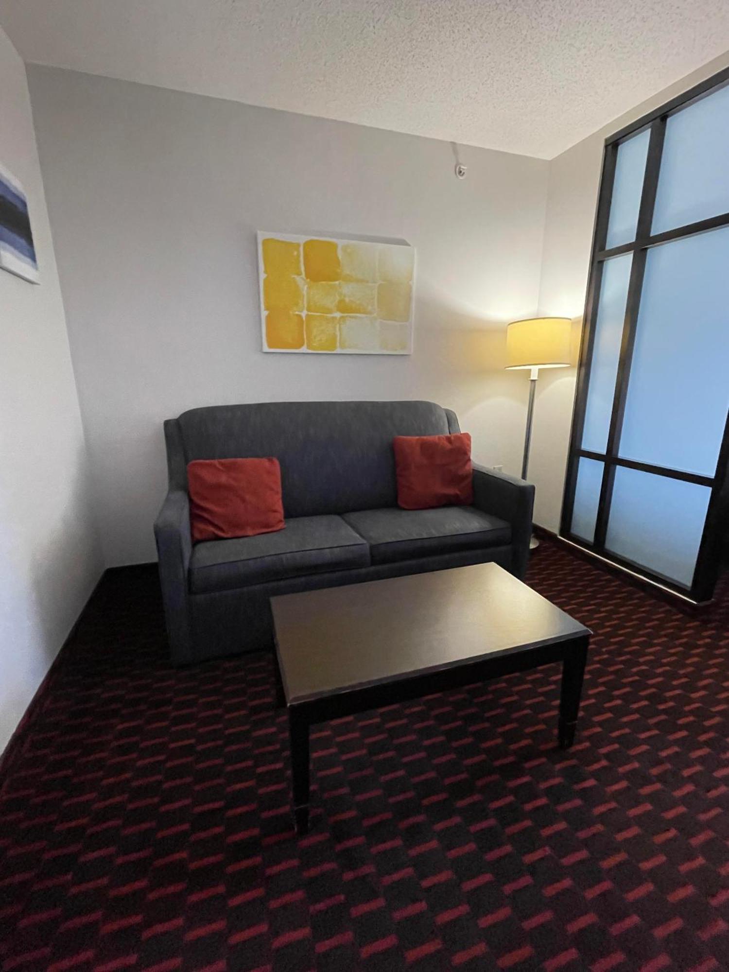 Comfort Suites Altoona Exteriör bild