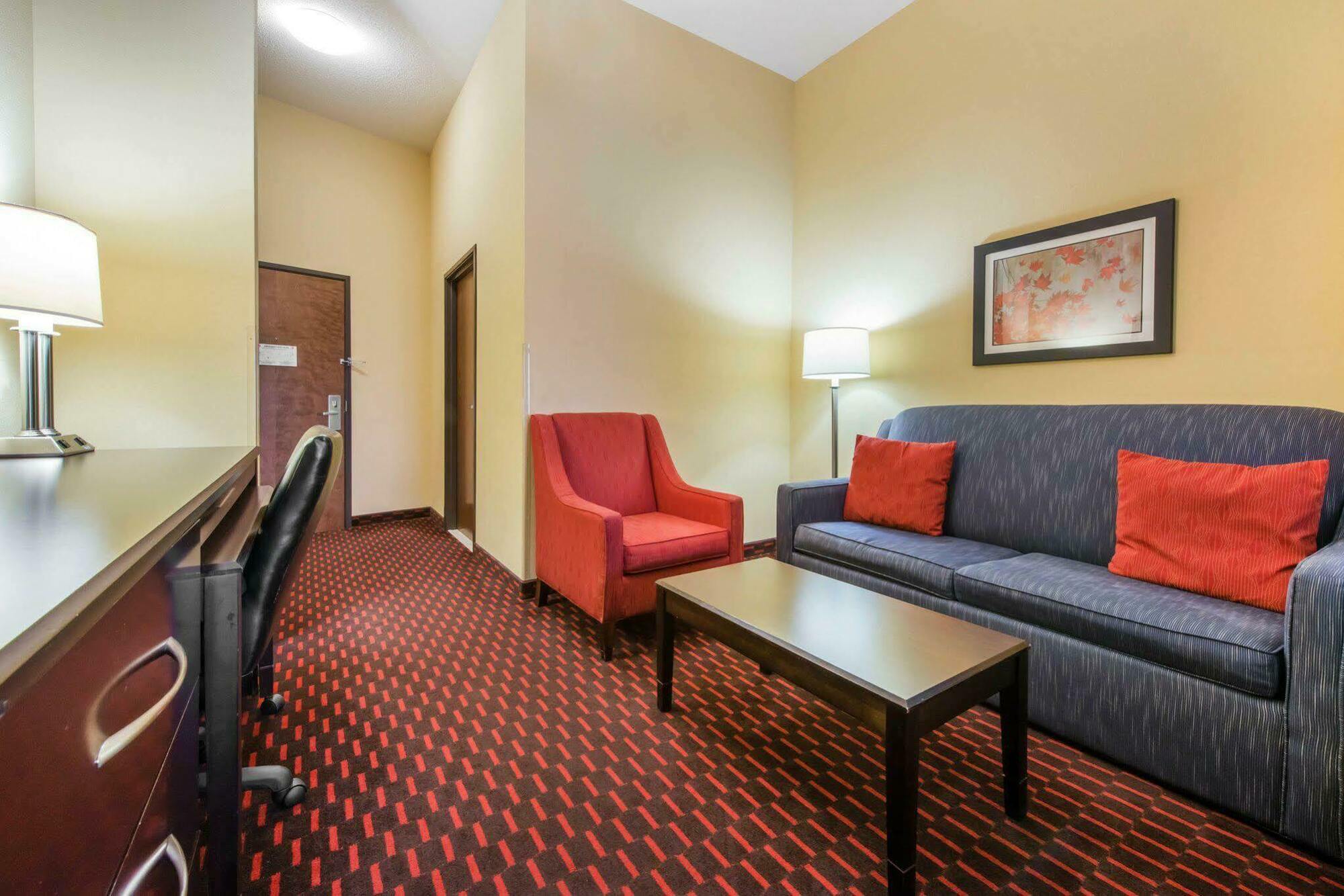 Comfort Suites Altoona Exteriör bild